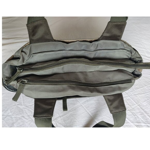 Skip Hop diaper tote. - Picture 3 of 8